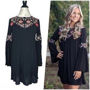Blue Rain | Women | Black Boho Crepe Floral Embroidered Mini Tunic Dress | Sz XS